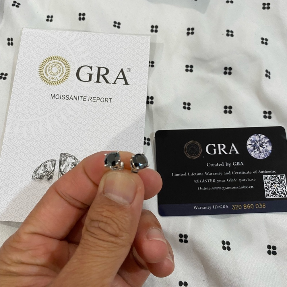 2CT Black Moissanite stud Earring